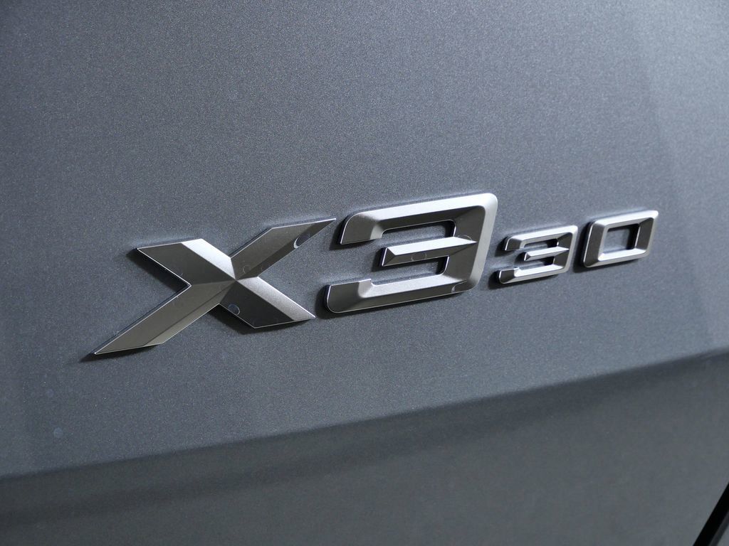 Thumbnail: 2026 BMW X3 - 21