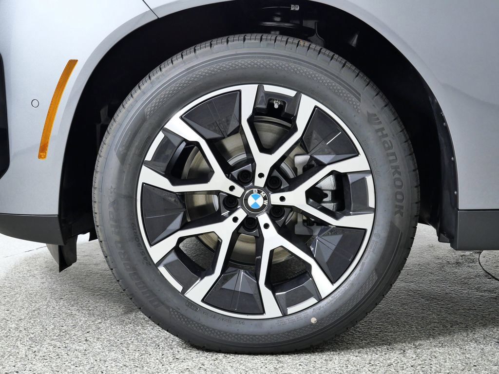 Thumbnail: 2026 BMW X3 - 24