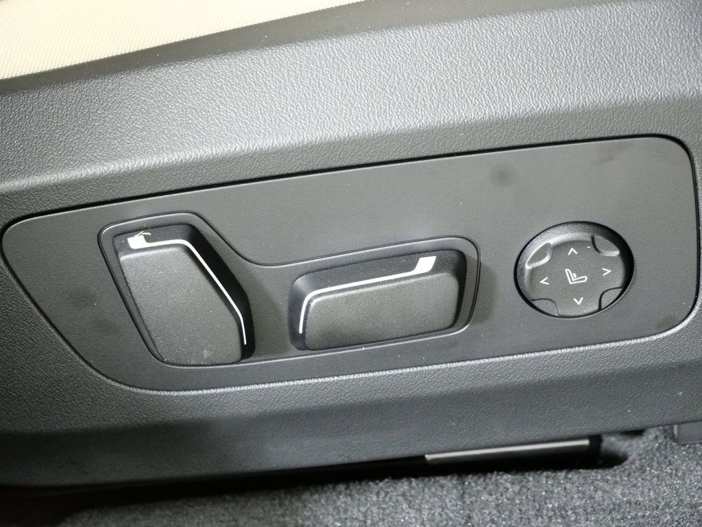 Thumbnail: 2026 BMW X3 - 28