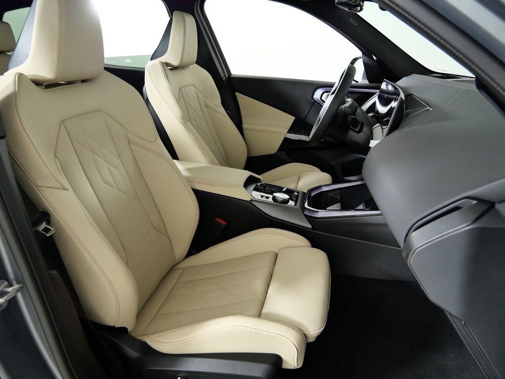 Thumbnail: 2026 BMW X3 - 10