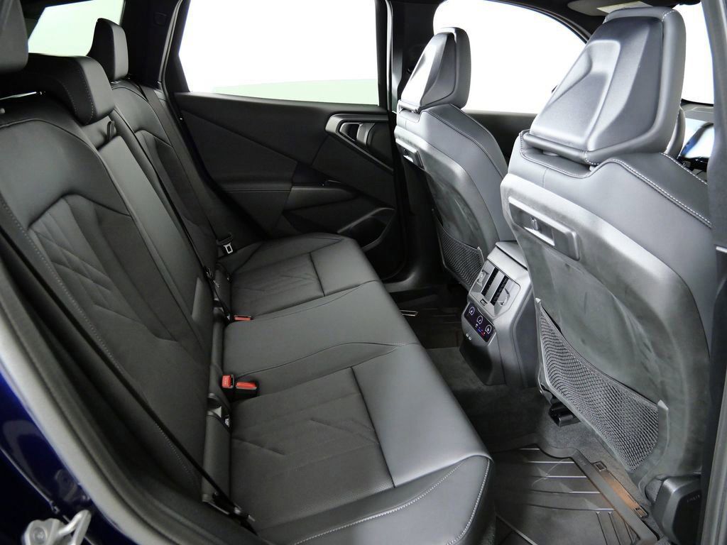 Thumbnail: 2026 BMW X3 - 11