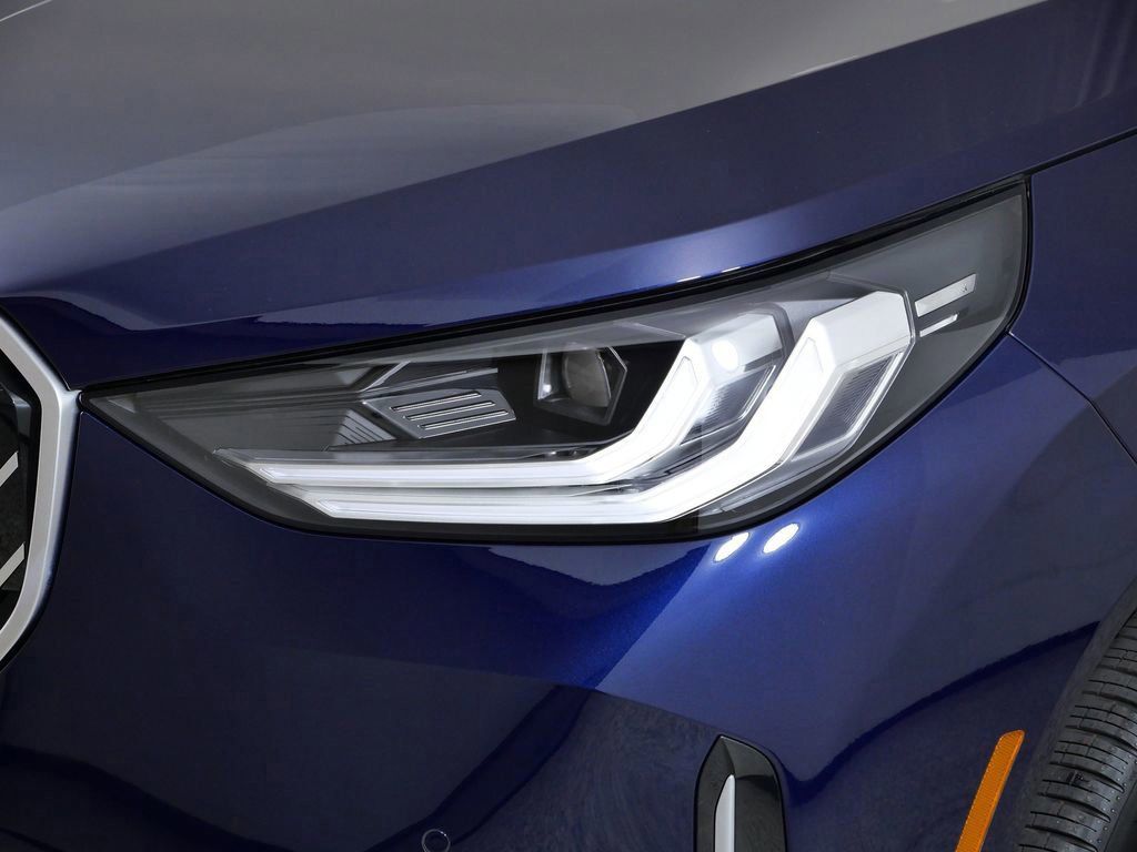 Thumbnail: 2026 BMW X3 - 16