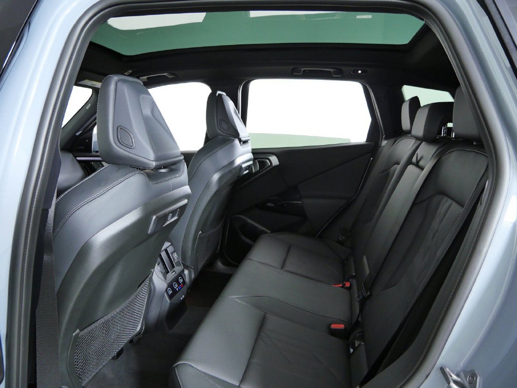 Thumbnail: 2026 BMW X3 - 35