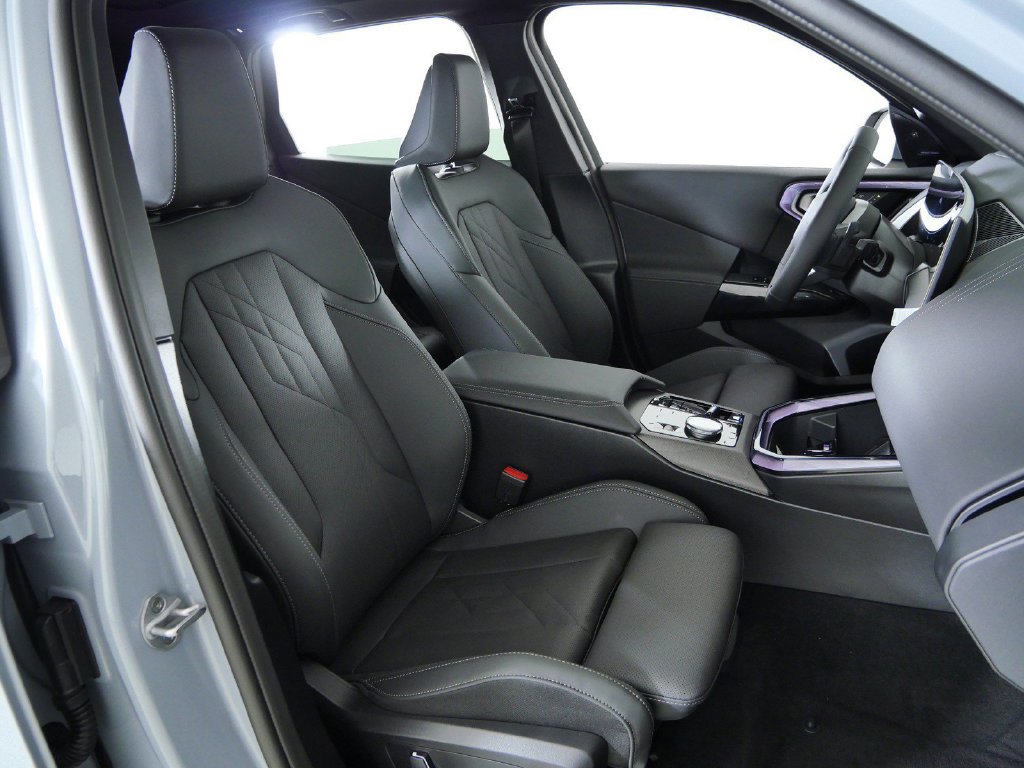 Thumbnail: 2026 BMW X3 - 11