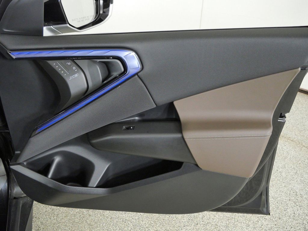 Thumbnail: 2025 BMW X3 - 30