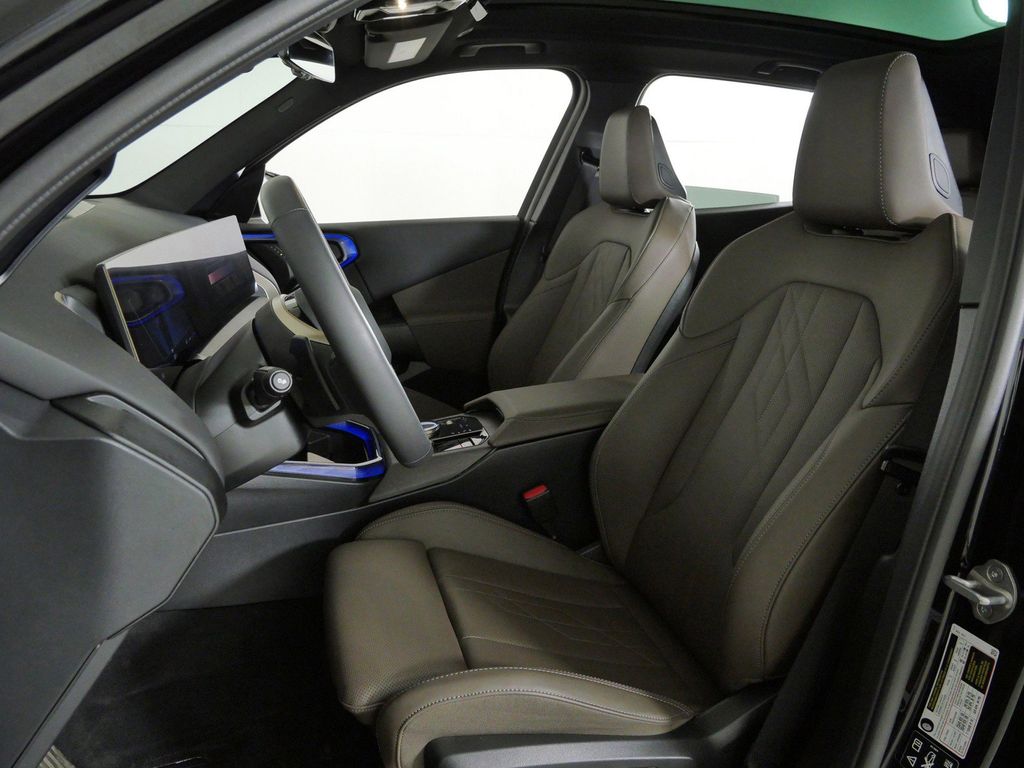 Thumbnail: 2025 BMW X3 - 40