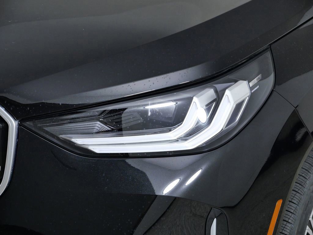 Thumbnail: 2026 BMW X3 - 17