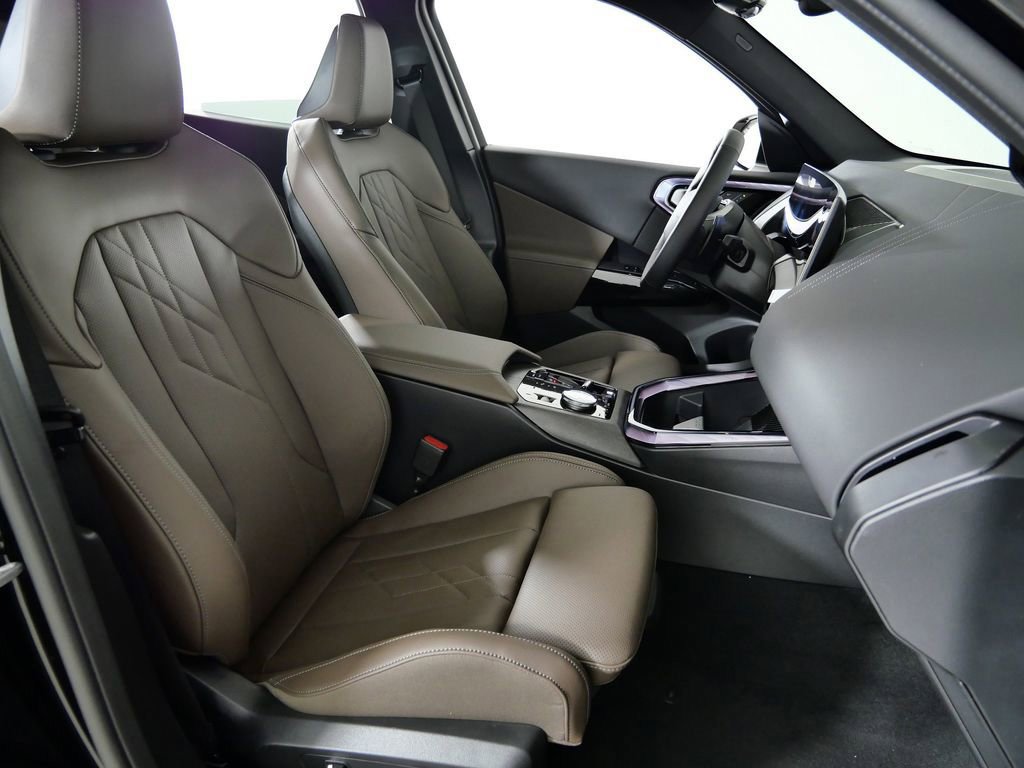 Thumbnail: 2026 BMW X3 - 10