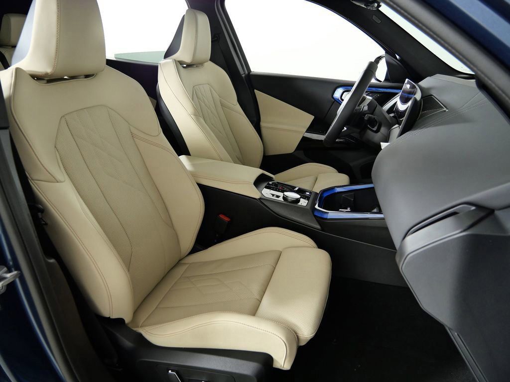 Thumbnail: 2026 BMW X3 - 10