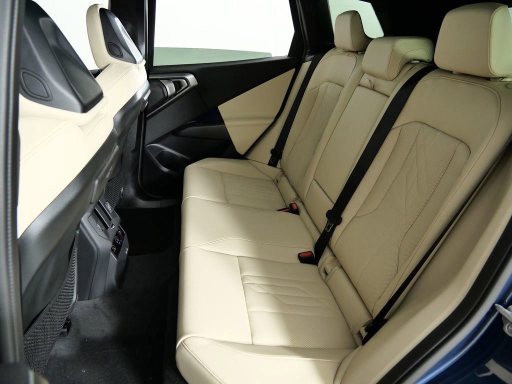 Thumbnail: 2026 BMW X3 - 35