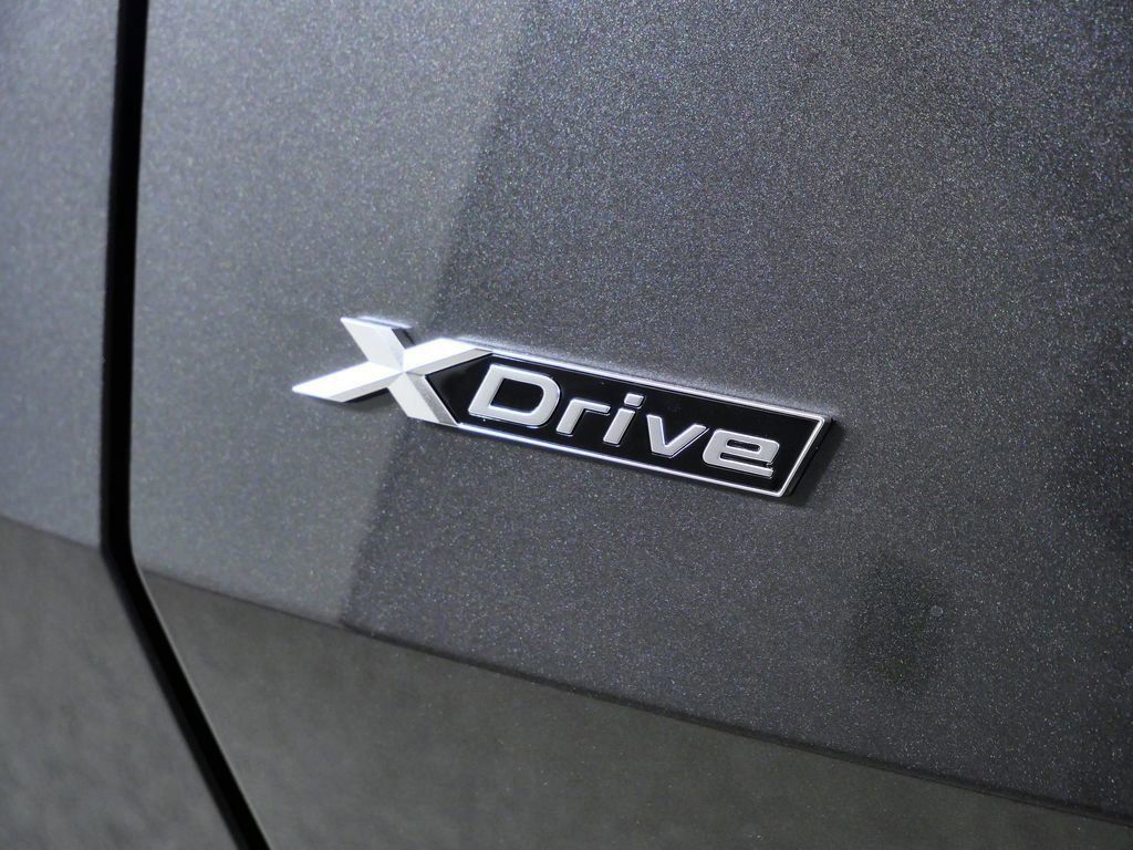 Thumbnail: 2026 BMW X3 - 23