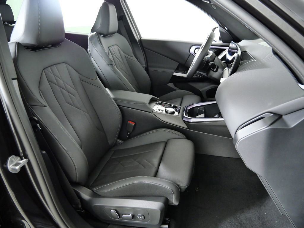 Thumbnail: 2026 BMW X3 - 10