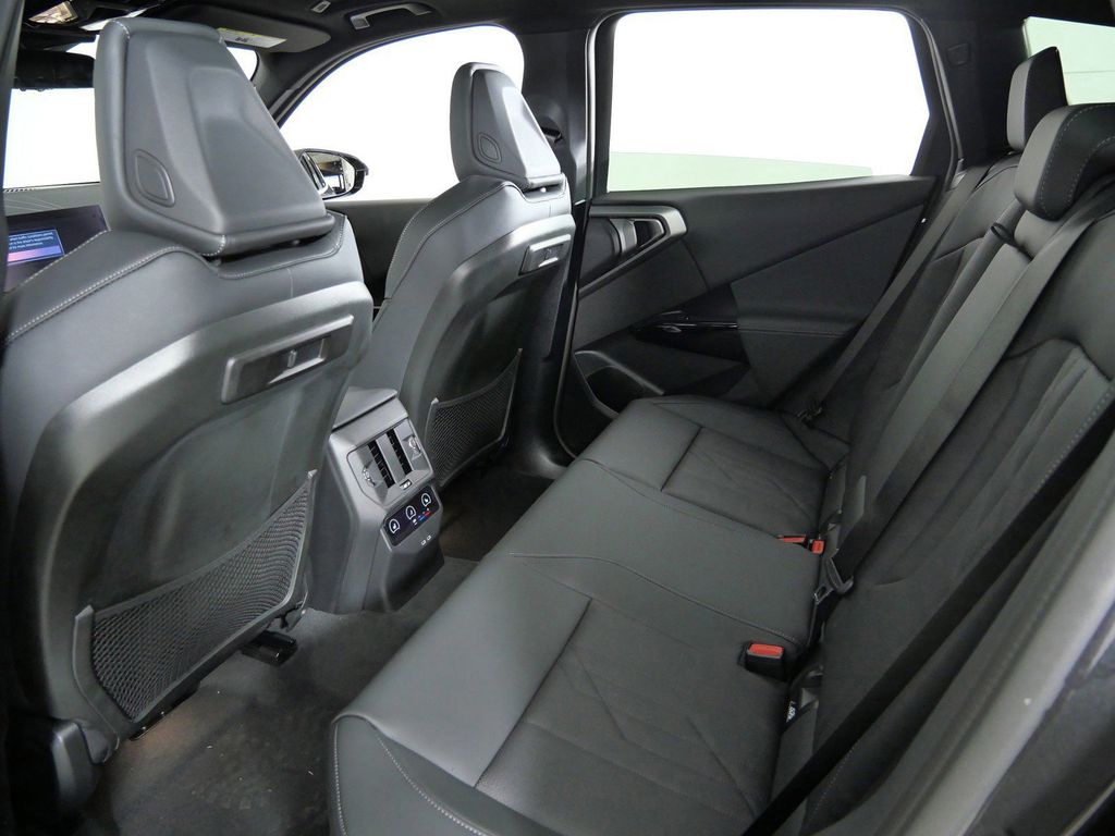 Thumbnail: 2026 BMW X3 - 35