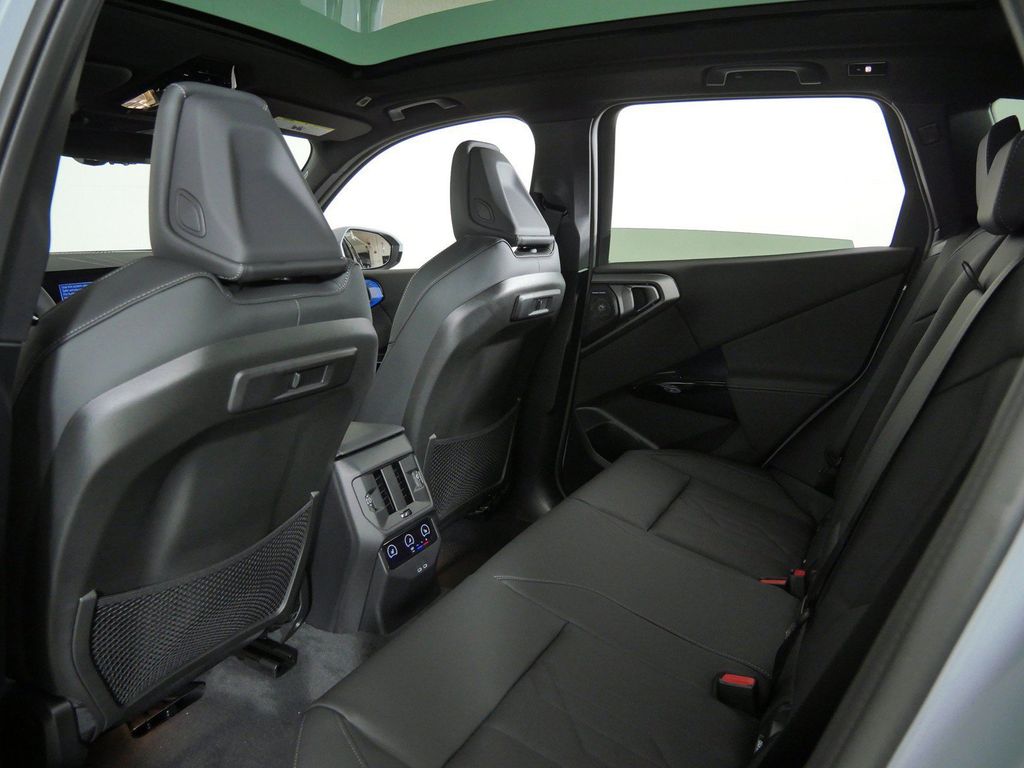 Thumbnail: 2026 BMW X3 - 36