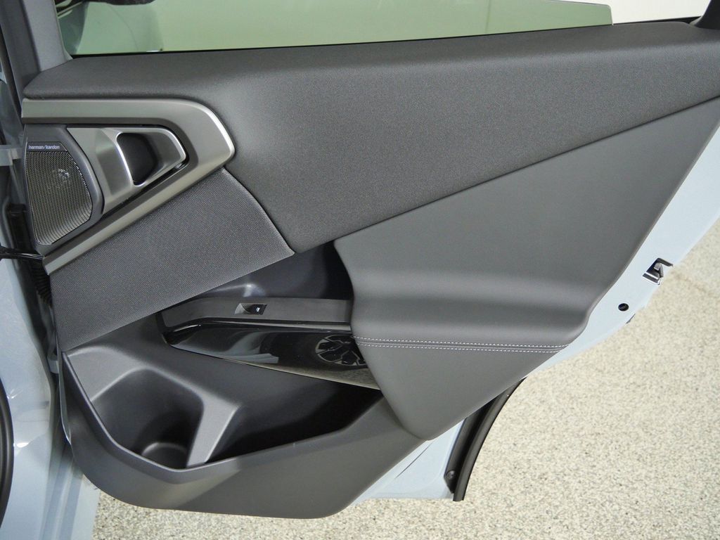 Thumbnail: 2026 BMW X3 - 32