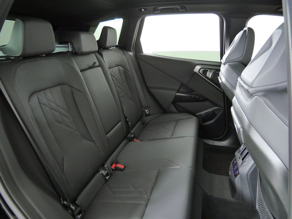 Thumbnail: 2026 BMW X3 - 32