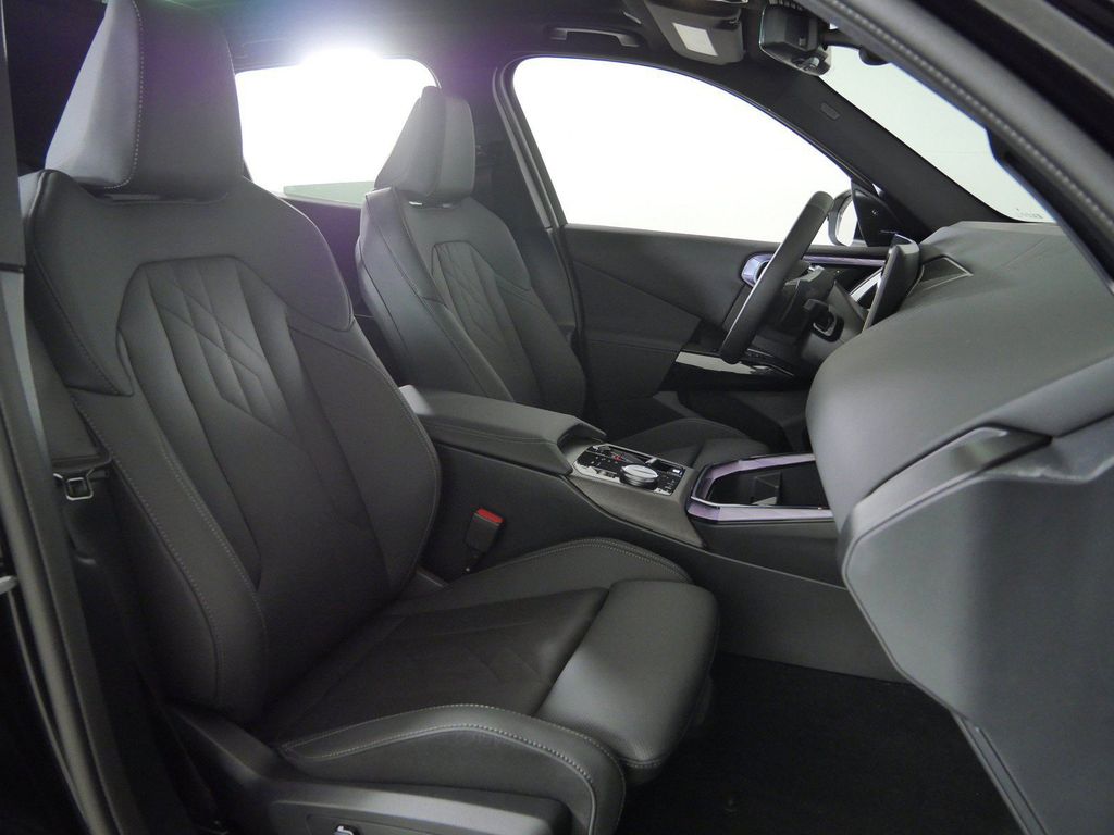 Thumbnail: 2026 BMW X3 - 10