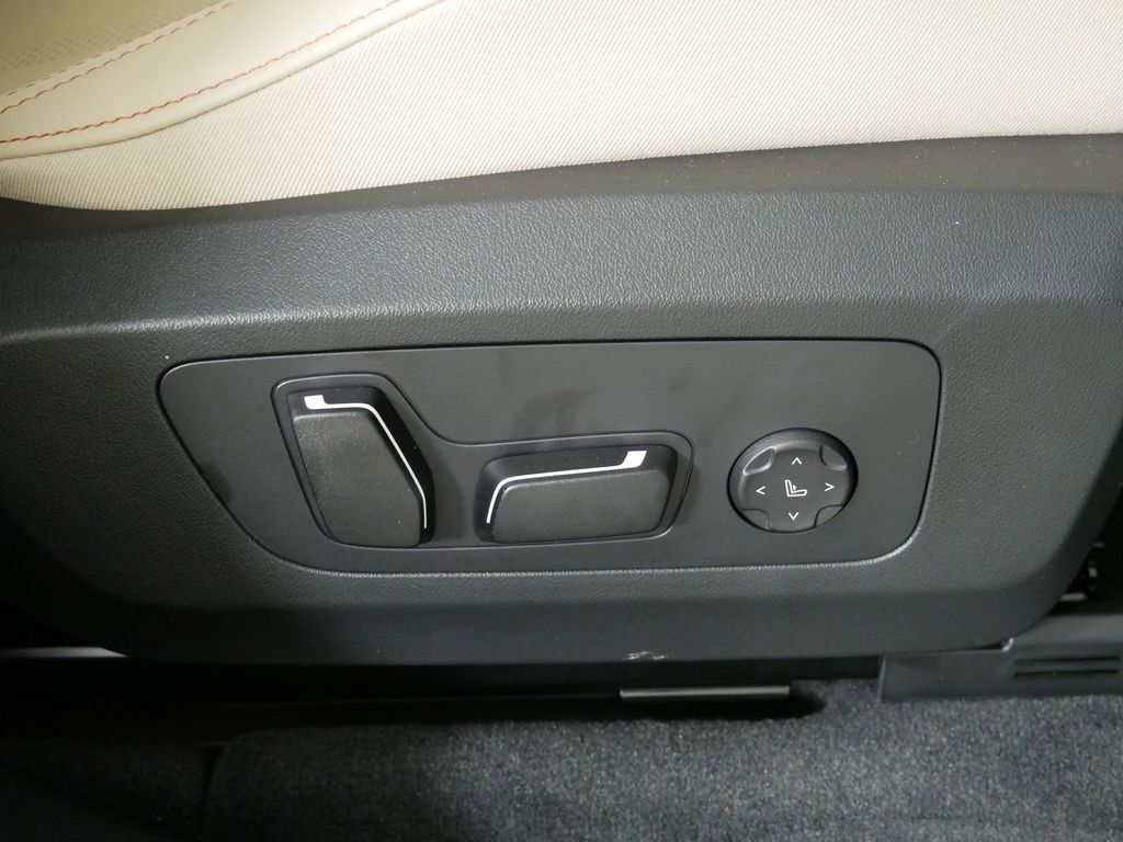 Thumbnail: 2025 BMW X3 - 29