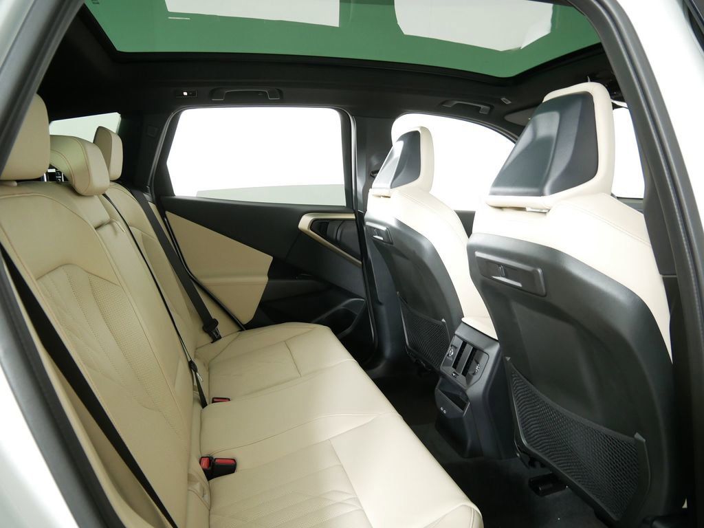 Thumbnail: 2025 BMW X3 - 11