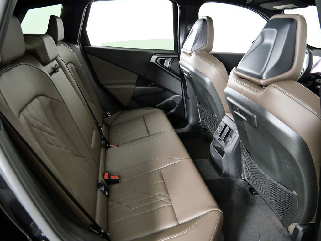 Thumbnail: 2026 BMW X3 - 10