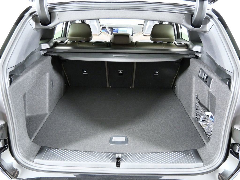 Thumbnail: 2026 BMW X3 - 14