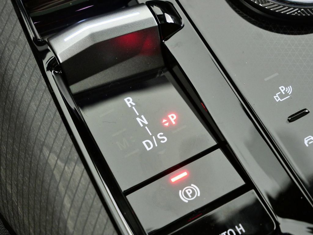 Thumbnail: 2026 BMW X3 - 12