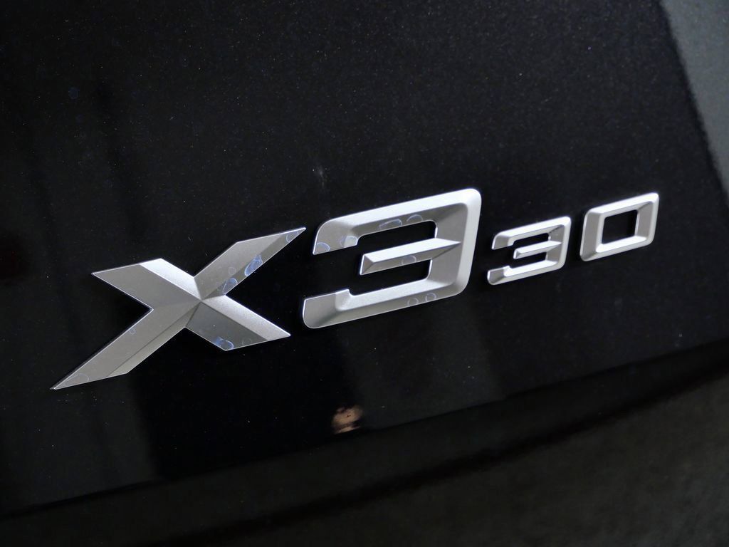 Thumbnail: 2026 BMW X3 - 23