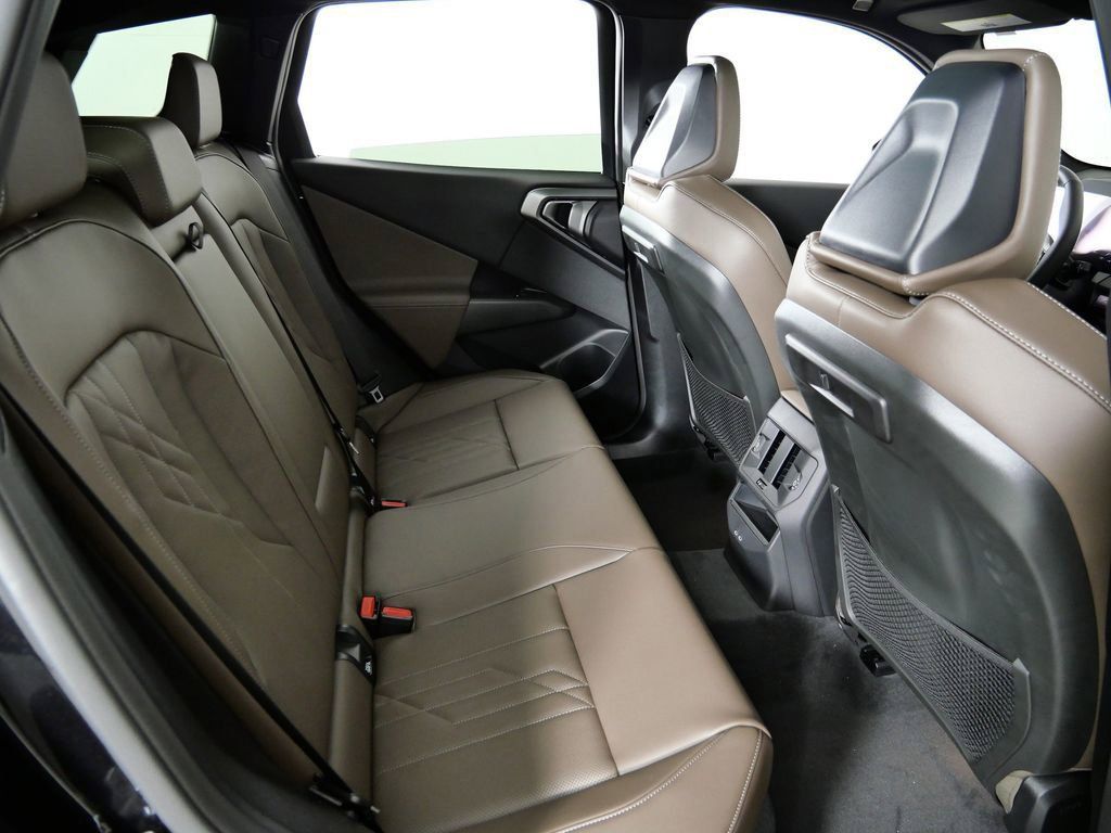 Thumbnail: 2026 BMW X3 - 10