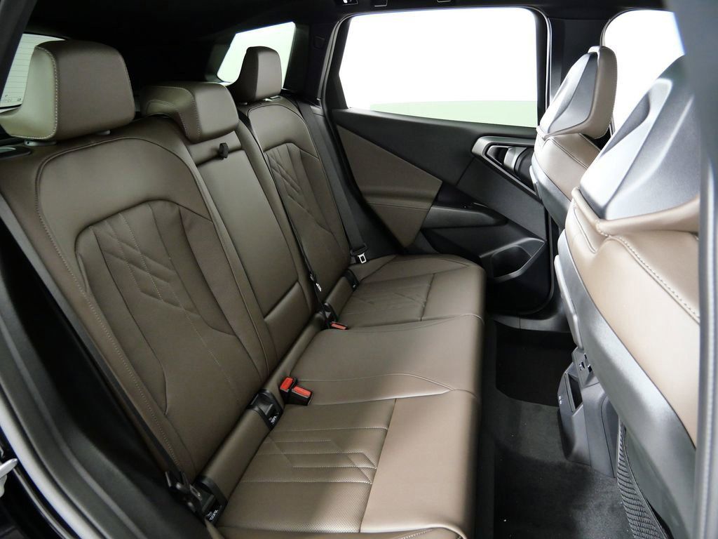Thumbnail: 2026 BMW X3 - 33