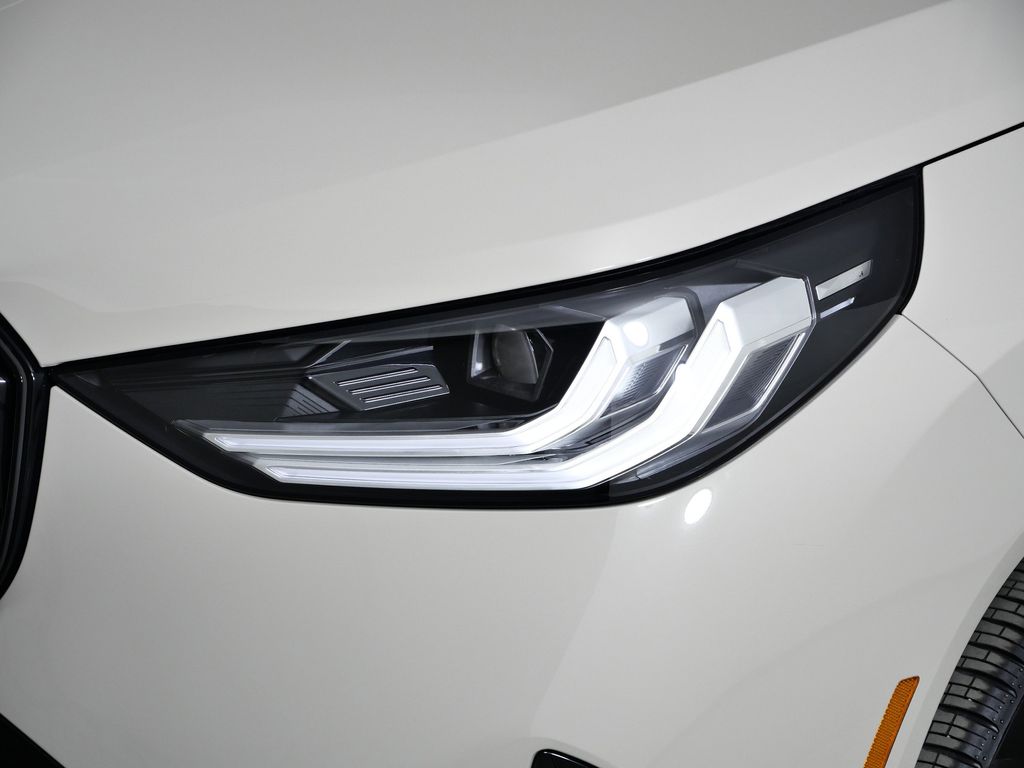 Thumbnail: 2026 BMW X3 - 16