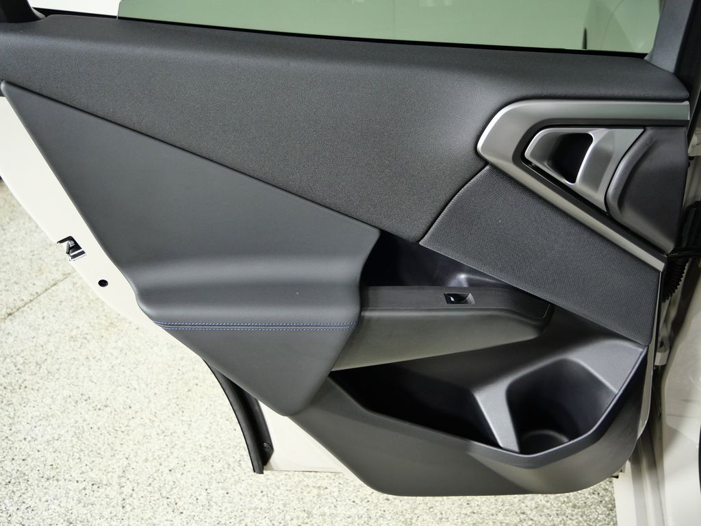 Thumbnail: 2026 BMW X3 - 33