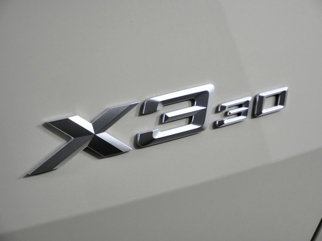 Thumbnail: 2026 BMW X3 - 22