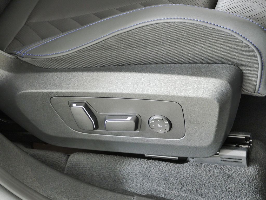 Thumbnail: 2026 BMW X3 - 29