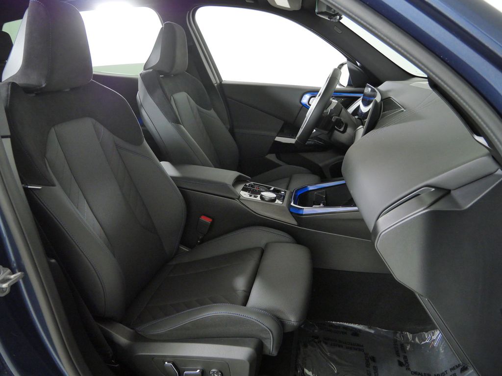 Thumbnail: 2026 BMW X3 - 10