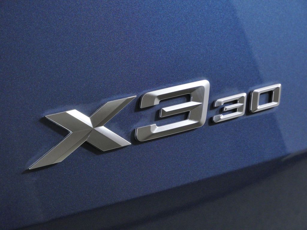 Thumbnail: 2026 BMW X3 - 23