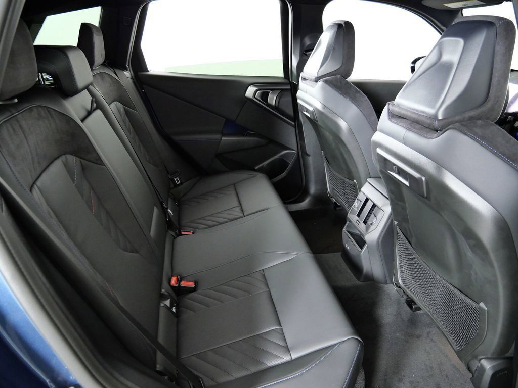 Thumbnail: 2026 BMW X3 - 11