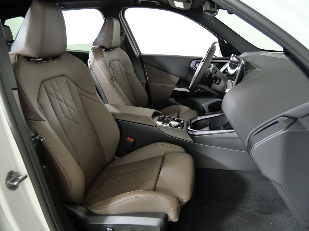 Thumbnail: 2026 BMW X3 - 10