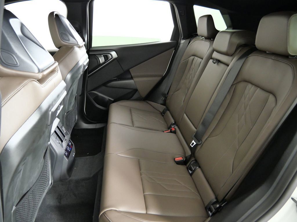 Thumbnail: 2026 BMW X3 - 35