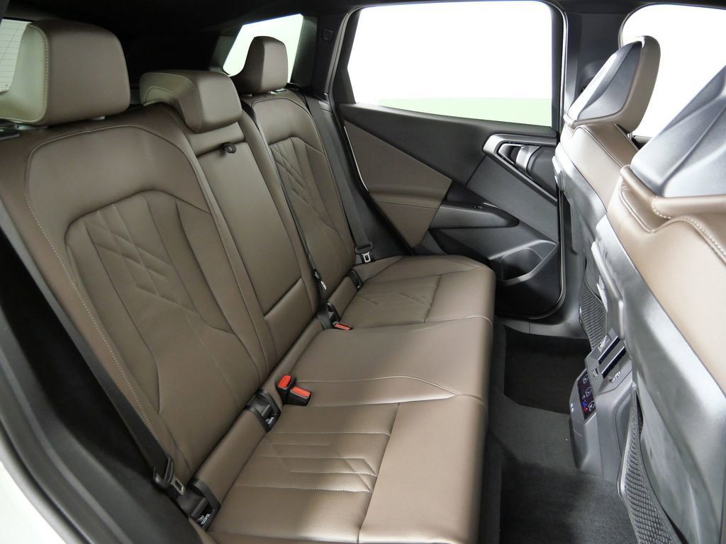 Thumbnail: 2026 BMW X3 - 31