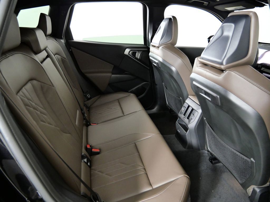 Thumbnail: 2026 BMW X3 - 12