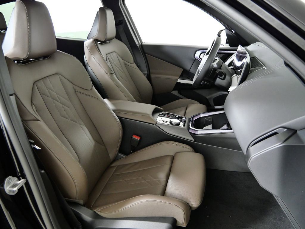 Thumbnail: 2026 BMW X3 - 11