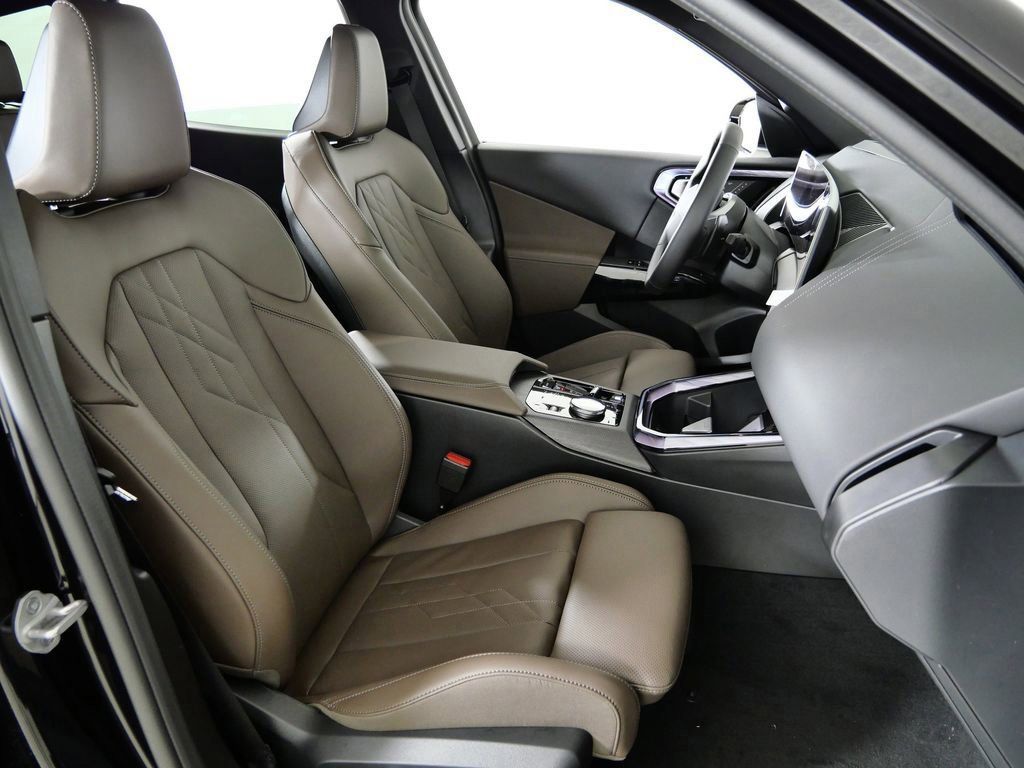 Thumbnail: 2026 BMW X3 - 11