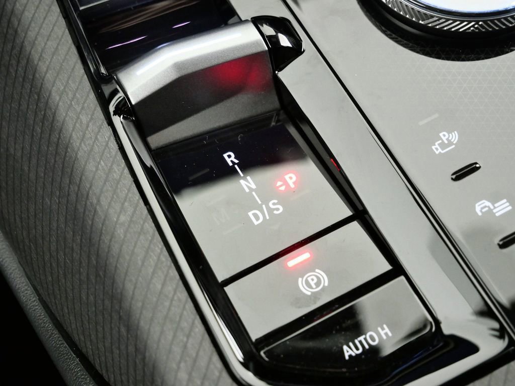 Thumbnail: 2026 BMW X3 - 14