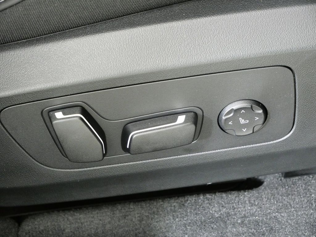 Thumbnail: 2026 BMW X3 - 28