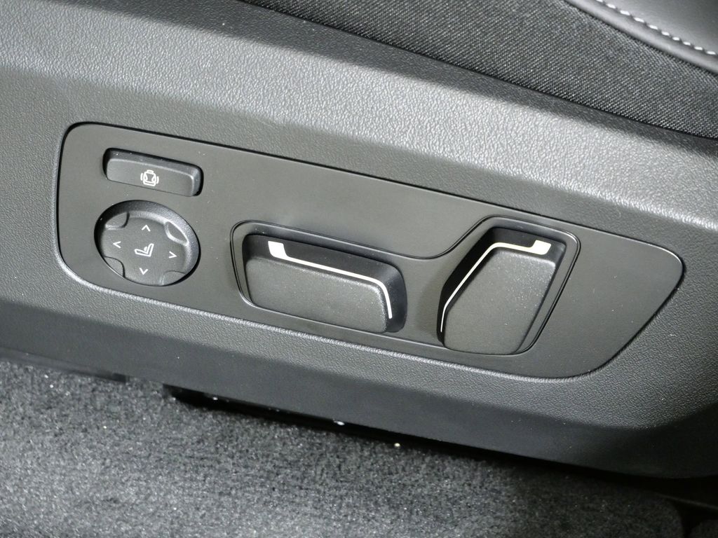 Thumbnail: 2026 BMW X3 - 40