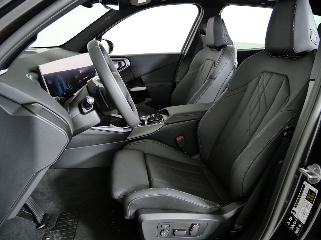 Thumbnail: 2026 BMW X3 - 37
