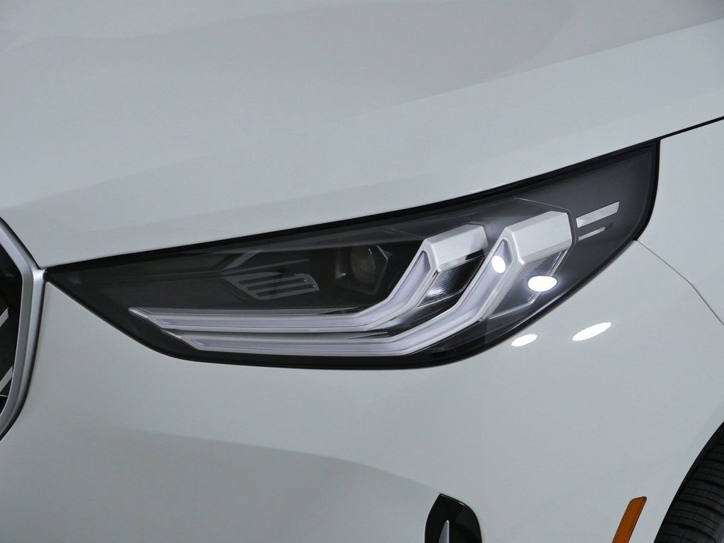 Thumbnail: 2026 BMW X3 - 17