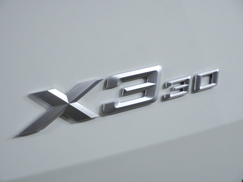 Thumbnail: 2026 BMW X3 - 22