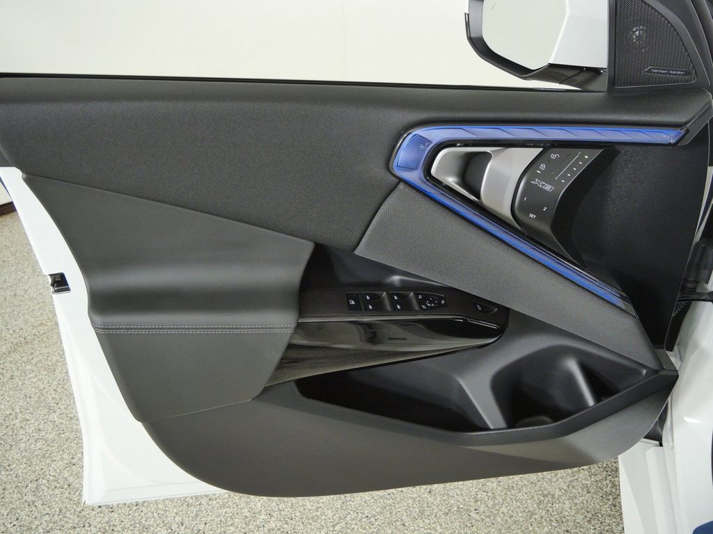 Thumbnail: 2026 BMW X3 - 38