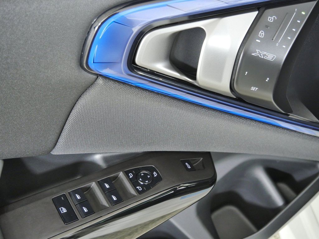 Thumbnail: 2026 BMW X3 - 41